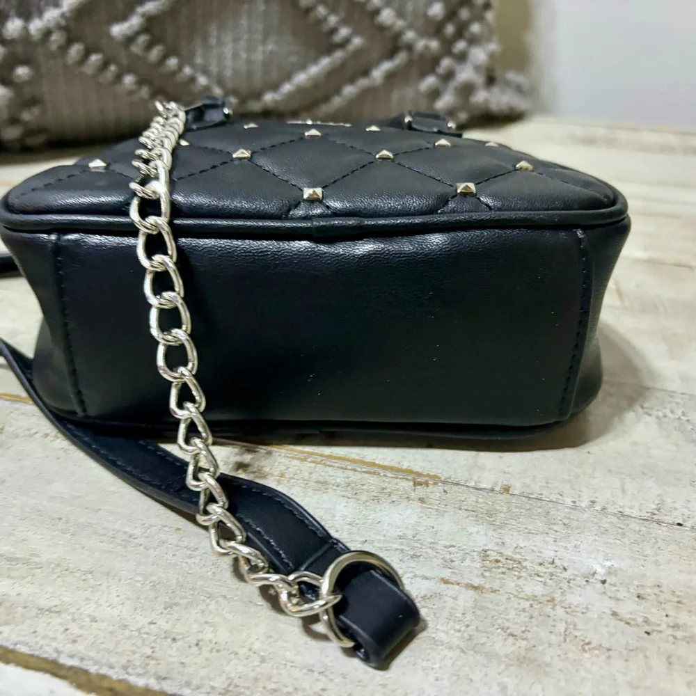 ❤️Studio Mischka Badgley Crossbody Bag - Picture 4 of 7